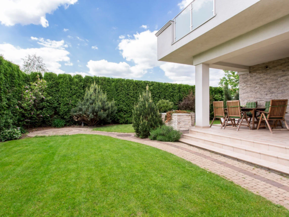 Modern 2-Bedroom Flat to Rent in Birmingham